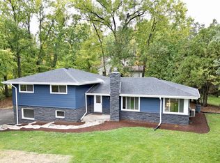 17900 Bermuda Blvd, Brookfield, WI 53045