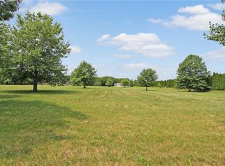 15 Chestnut Run, Mattoon, IL 61938