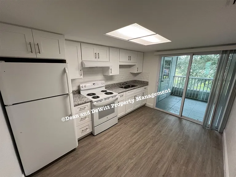 5860 37th Ave N #10 — Photo 10