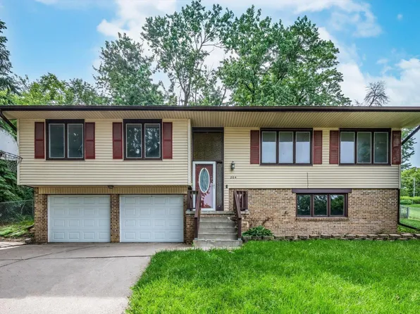 204 Sandi Ct, Bellevue, NE 68005