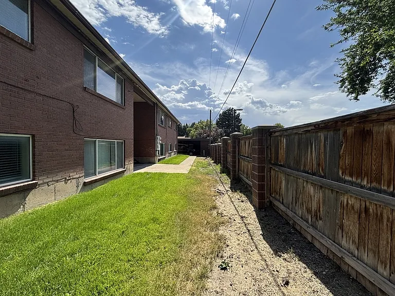 4768 S Bonair St #6 — Photo 29