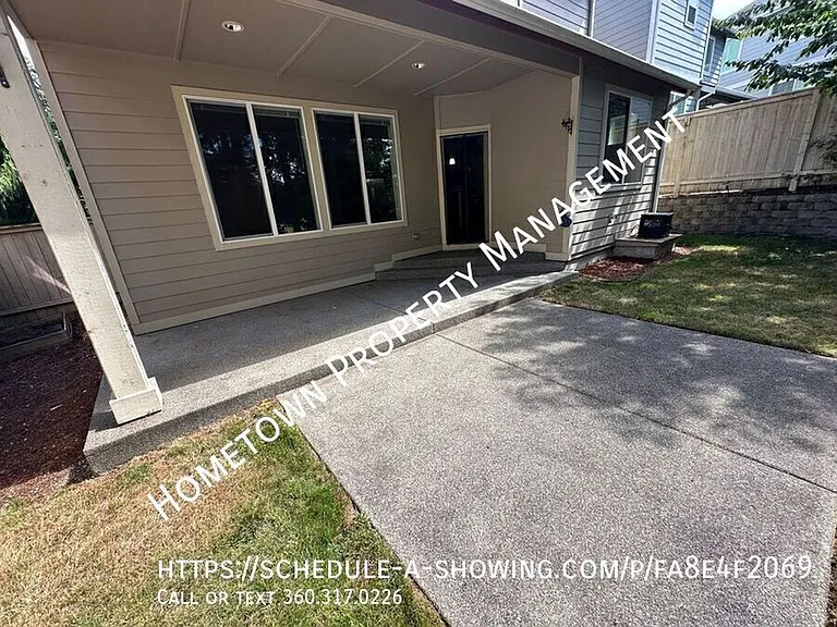 4241 Dudley Dr NE — Photo 29