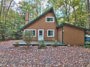 2234 White Oak Trl, Pocono Pines, PA