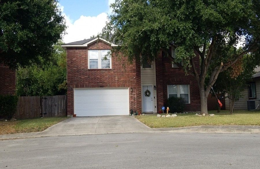 1st image of 8607 Dumaine