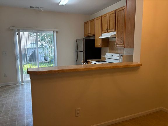 4th image of 8708 Twined Creek Ln