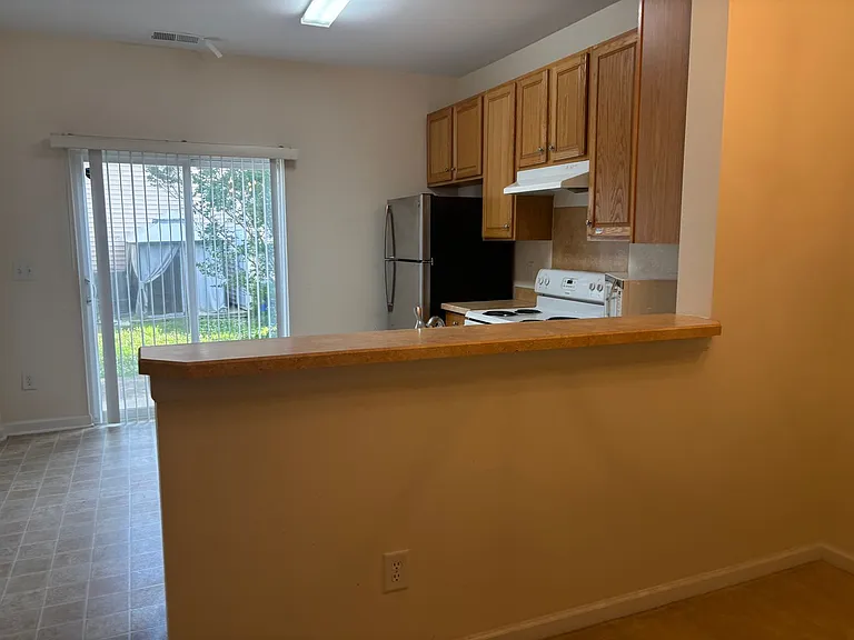 8708 Twined Creek Ln — Photo 4