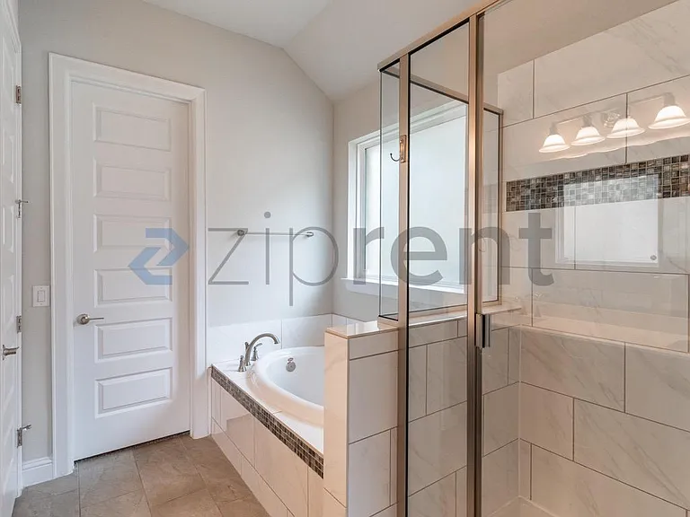 6913 Halesboro Dr — Photo 9