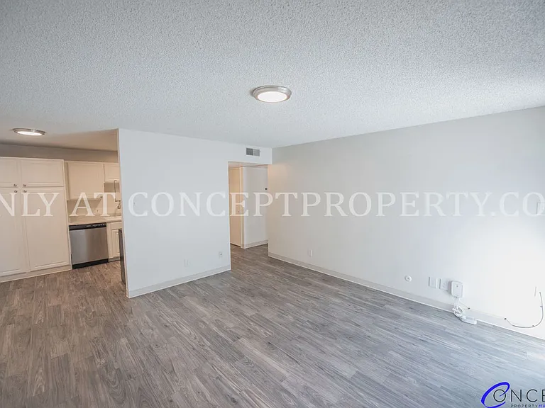 1155 E 200 S — Photo 25