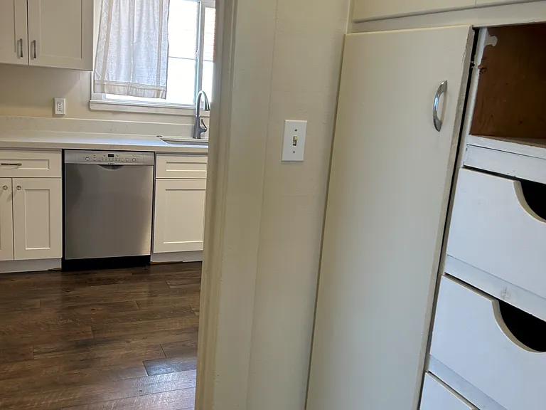 481 N 500 E — Photo 2