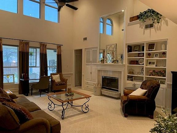 4th image of 2228 Hidden Woods Ct