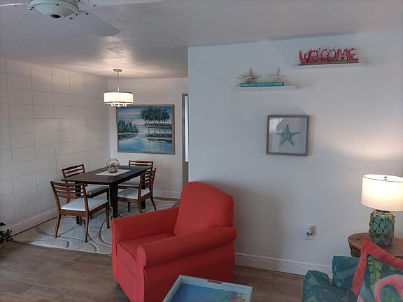 4th image of 300 Monroe Ave APT 8