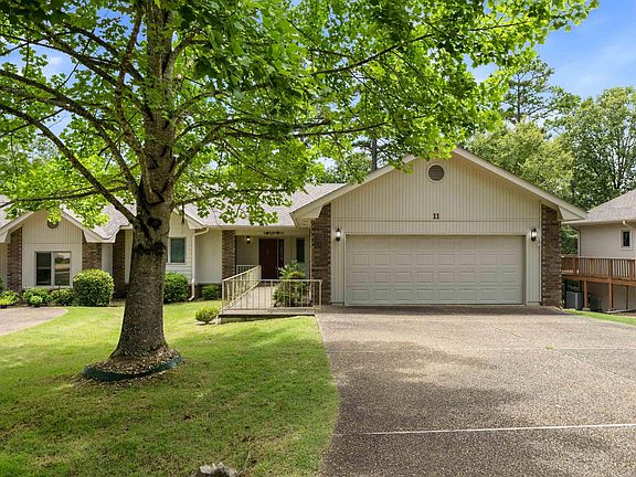 2nd image of 11 Arista Ln