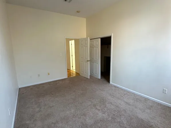 1200 70th Street image 2 of 8