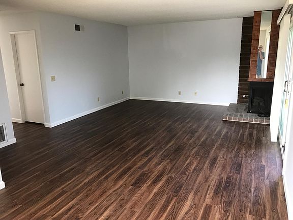 Living Room with Gas Fireplace