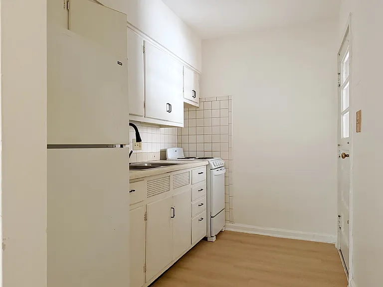 1341 E Illinois St #1341 — Photo 4