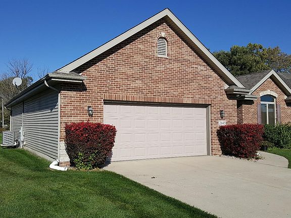3rd image of 2645 Seberger Dr