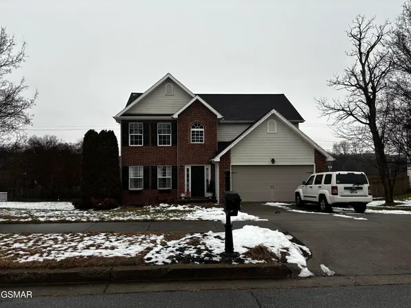 114 Lee Carter Dr, Johnson City, TN 37601