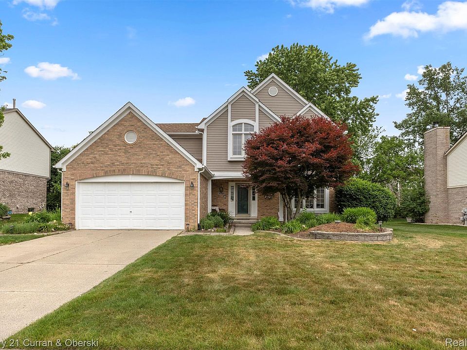 1st image of 45924 Rockledge Dr