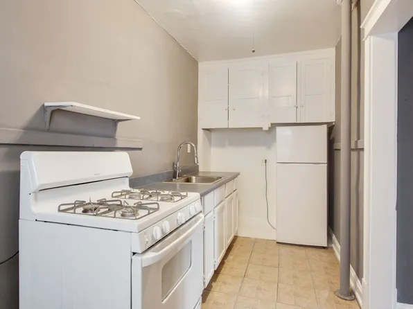 Valentine Apartments/Valentine 24 Apartments LLC, 3743-3749 Washington St #11, Kansas City, MO 64111