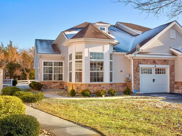 66 Ables Run Dr, Absecon, NJ 08201