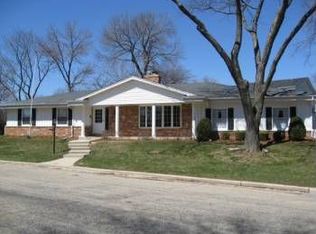 2600 Normandy Ln, Wauwatosa, WI 53226