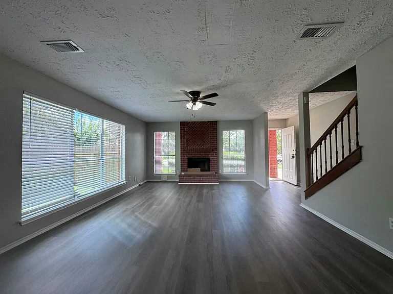 12303 Glenmeadow Dr — Photo 7