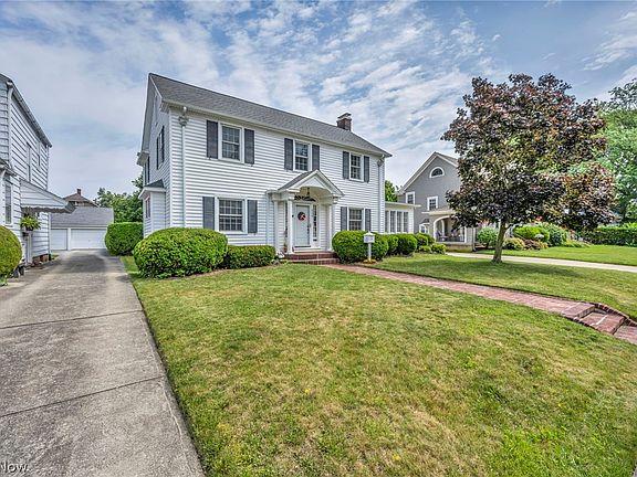 3rd image of 334 Cornell Ave