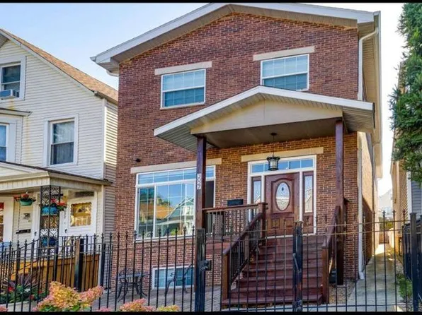 3027 N Allen Ave, Chicago, IL 60618