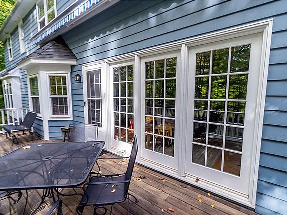 5th image of 44 Oak Meadow Trl