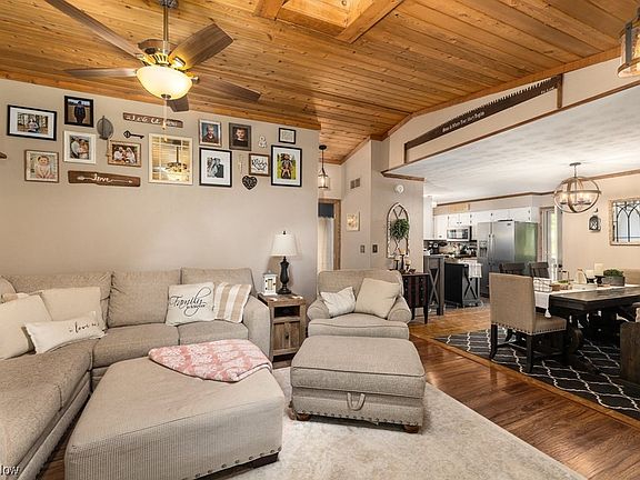 5th image of 1000 Oak Hill Cir