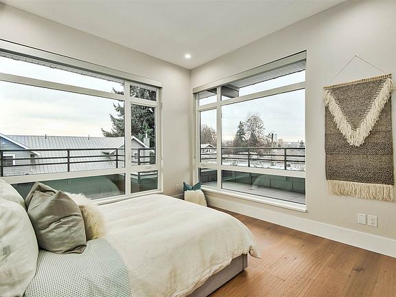 5th image of 1591 Bowser Ave Penthouse 1