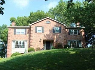 787 Flint Ridge Rd, Pittsburgh, PA 15243