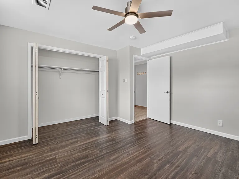 11509 Ogden St — Photo 27
