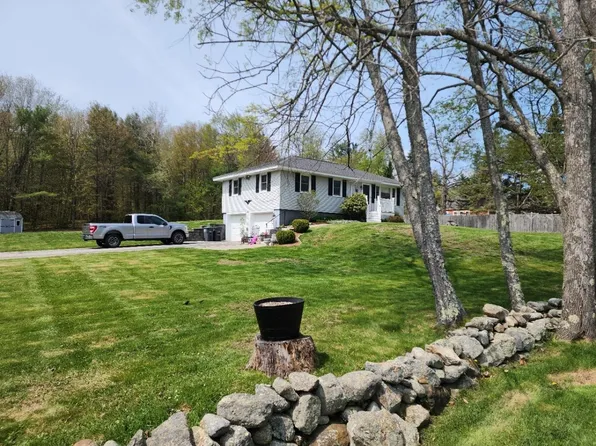 468 4Th Range Road, Pembroke, NH 03275