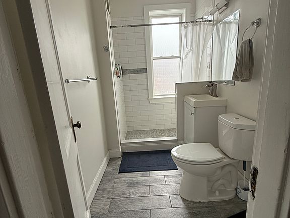 5th image of 1185 Commonwealth Ave APT 14