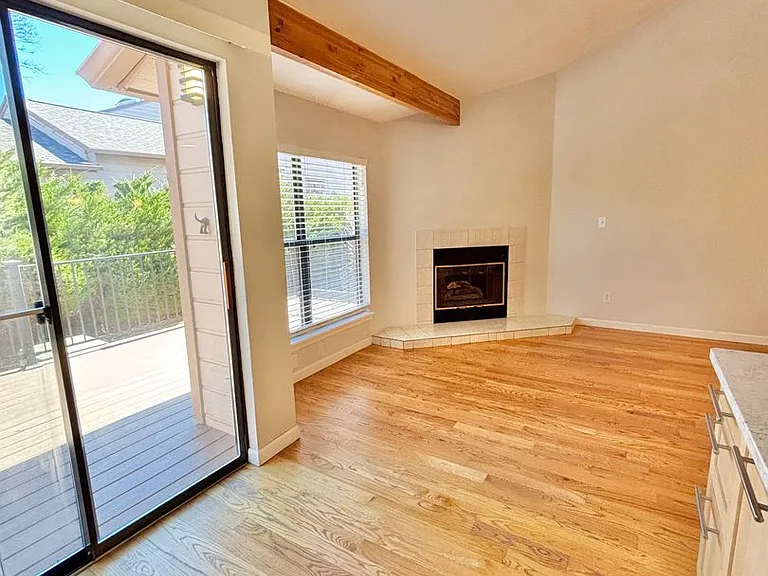 1005 Homestake Dr — Photo 5