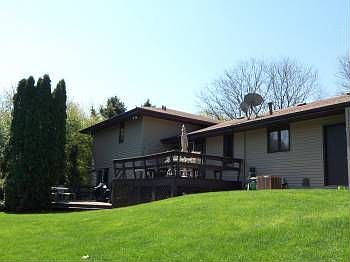 5th image of 6754 Millbrook Dr