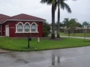 16430 SW 84th Ave, Palmetto Bay, FL 33157