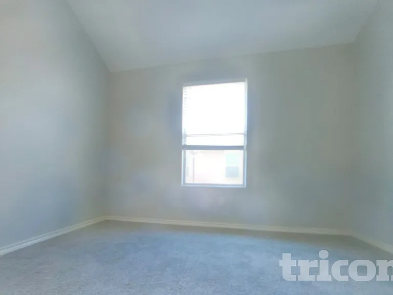 12809 Carpenter Ln — Photo 15