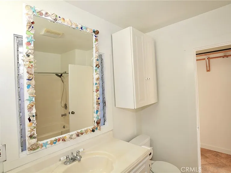 426 Aster St #B — Photo 8