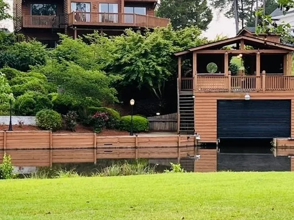 6871 Bay Point Dr, Macon, GA 31220