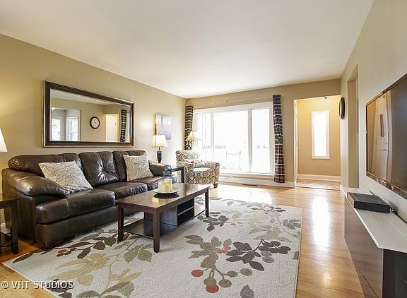 4th image of 10824 S Lavergne Ave