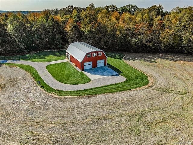 1st image of 136 New Salem Rd