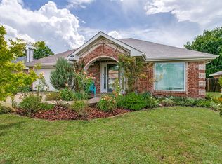 500 S Las Vegas Trl, White Settlement, TX 76108