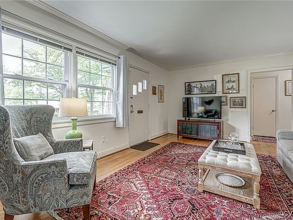 3rd image of 4906 Monumental St
