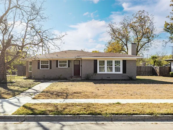 1803 4th St, Brownwood, TX 76801