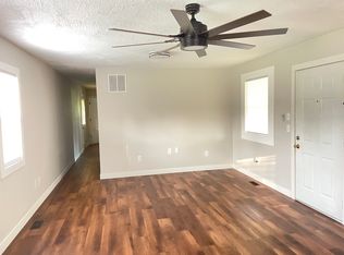 8186 State Highway 176, Walnut Shade, MO 65771