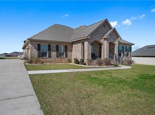 5278 Mackenzie Dr, Mobile, AL 36619