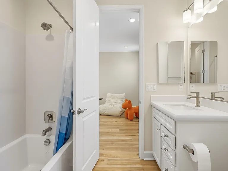21217 Rockview Ter — Photo 47