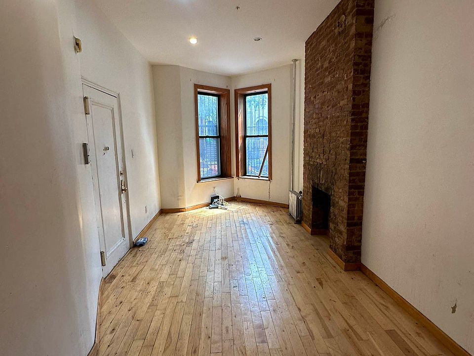 1st image of 887 Saint Johns Pl #2